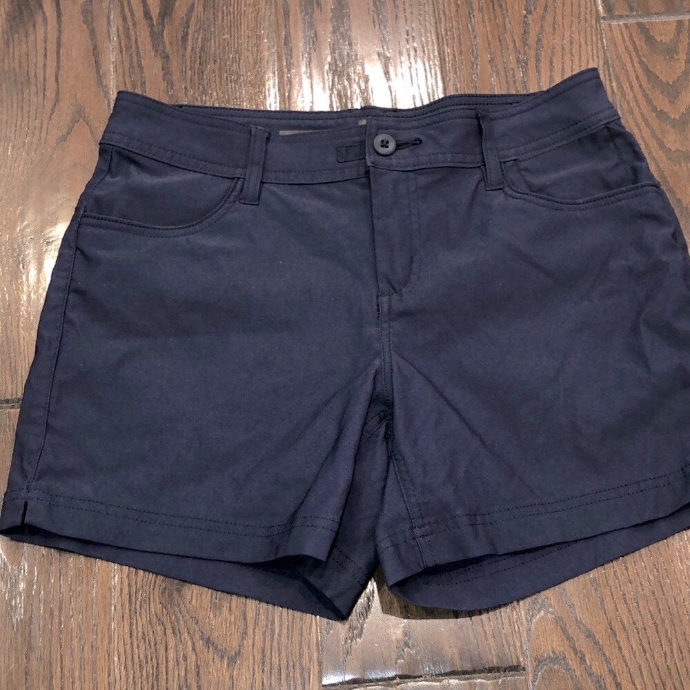Prana standard fit navy blue shorts size 4/05